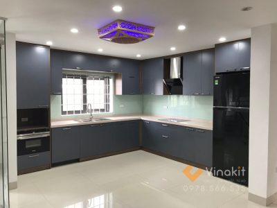 Thực tế bộ tủ bếp gỗ công nghiệp cánh Melamine An Cường hoàn thiện chuẩn mô dun tại nhà cô Hương