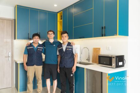 Mẫu tủ bếp Vinhomes Smart City gỗ Melamine An Cường hiện đại hoàn thiện tại nhà anh Quang