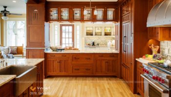 Mẫu tủ bếp gỗ gõ đỏ GG10