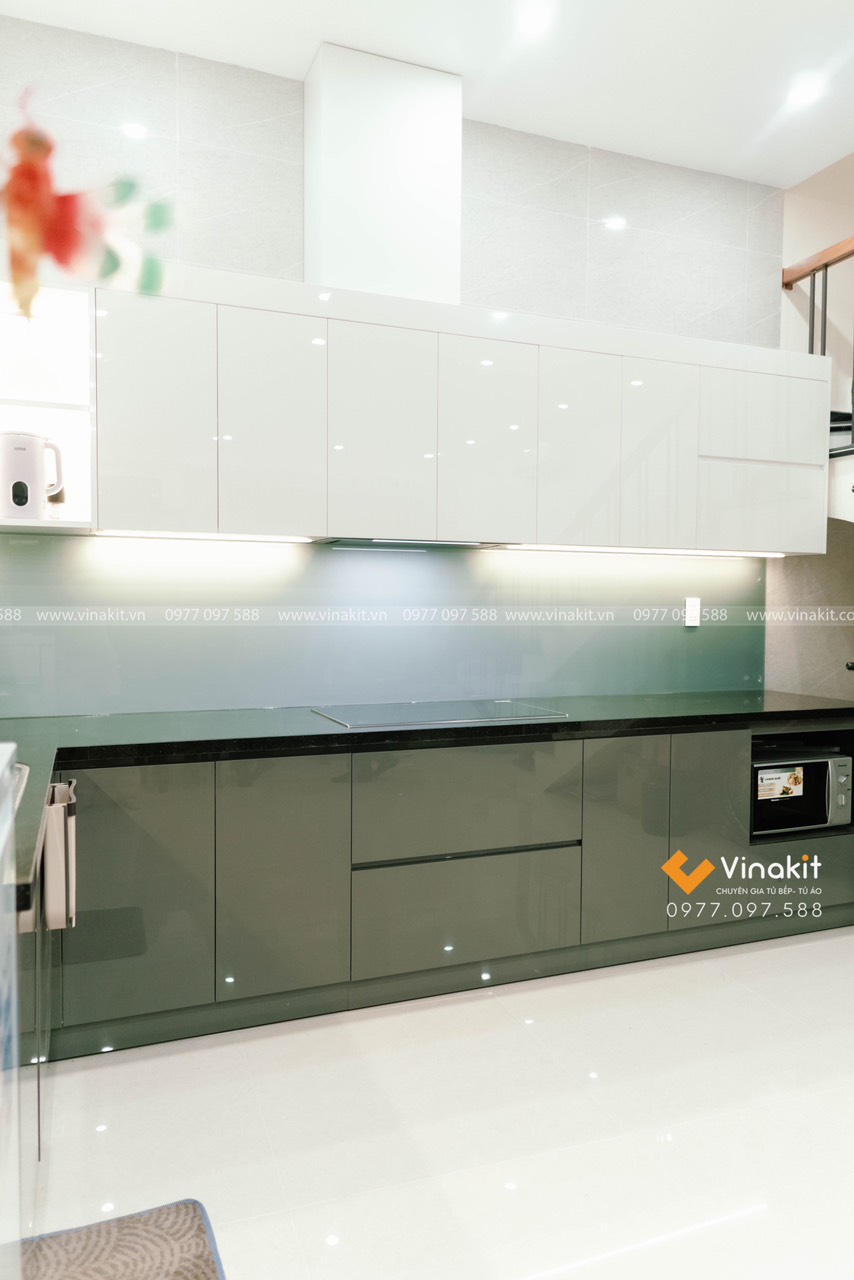 Tủ bếp inox cánh Acrylic nhà Cô Hương - Cầu Đất