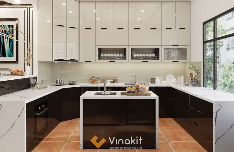Mẫu tủ bếp kết hợp bàn đảo nhỏ ở trung tâm