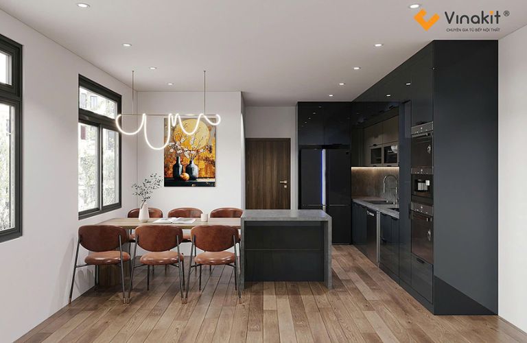 Tủ bếp màu đen sang trọng kết hợp bàn đảo và bàn ăn liền kề