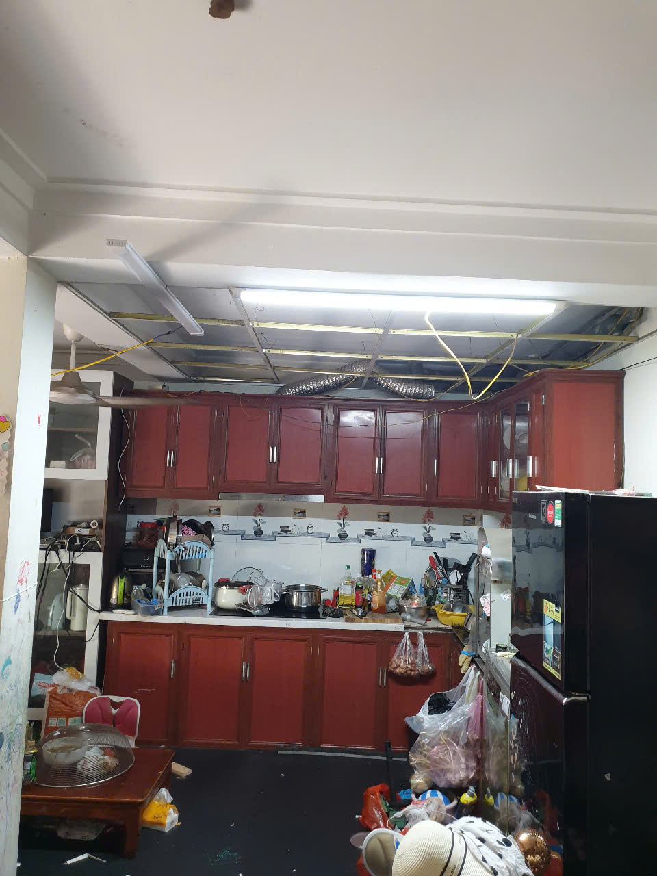 Tủ bếp inox cánh kính cường lực Chú Long - Văn Cao