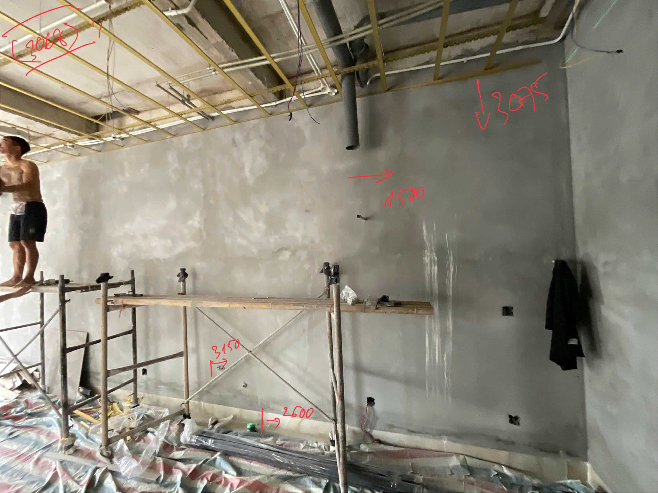 Tủ bếp inox cánh kính cường lực nhà Chị Nhung - Long Biên