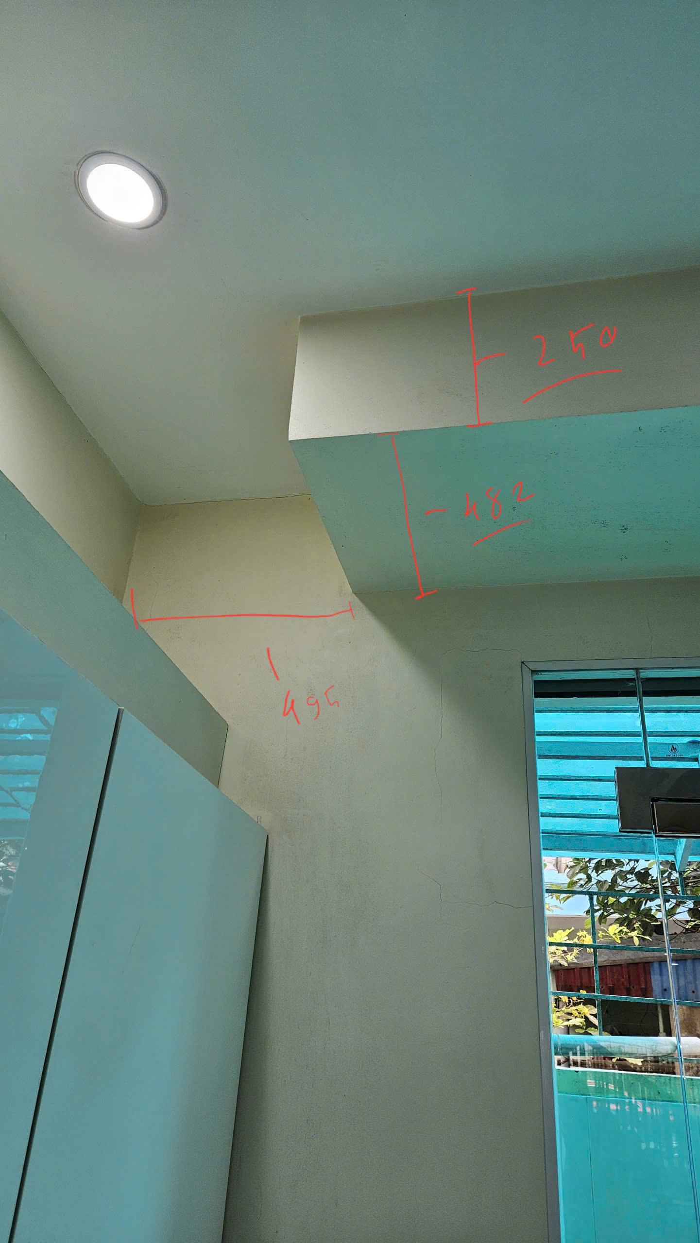 Tủ bếp inox cánh kính cường lực nhà Chú Luyện - Thủy Nguyên