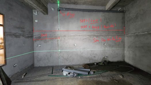Hiện trạng mặt bằng được đo đạc laser chuẩn xác trước khi lắp tủ bếp MDF Hải Dương.