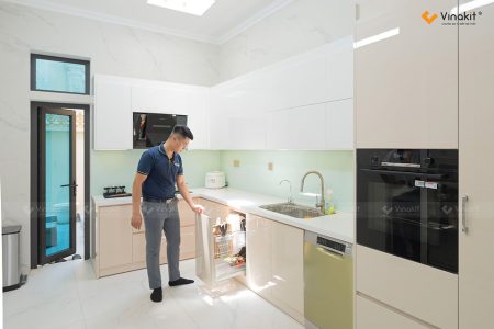 Hoàn thiện công trình tủ bếp inox cánh acrylic bóng gương An Cường sang trọng nhà cô Ngân Lê Chân Hải Phòng
