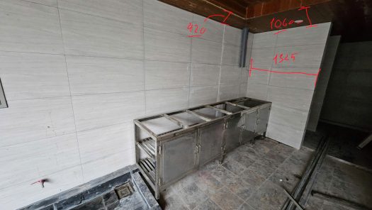 hiện trạng tủ bếp anh Phức