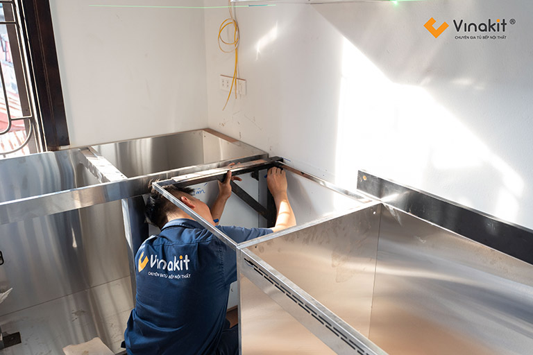 tủ bếp inox cnc 