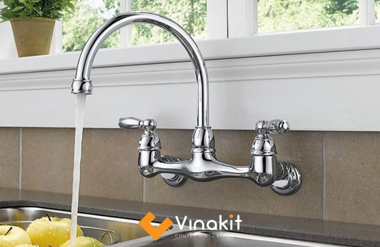 Vòi rửa bát gắn tường
