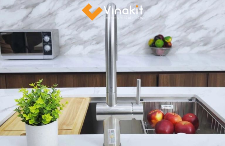 Các sản phẩm vòi rửa bát tại Vinakit được làm từ chất liệu cao cấp, bền bỉ theo thời gian