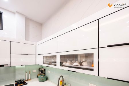 Hoàn thiện tủ bếp inox cánh kính nhà cô Thanh