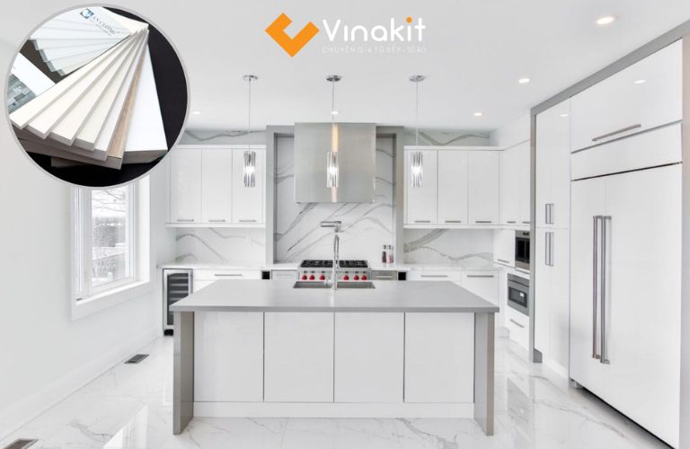 Acrylic có đặc tính cơ học ổn định, bề mặt khó trầy xước