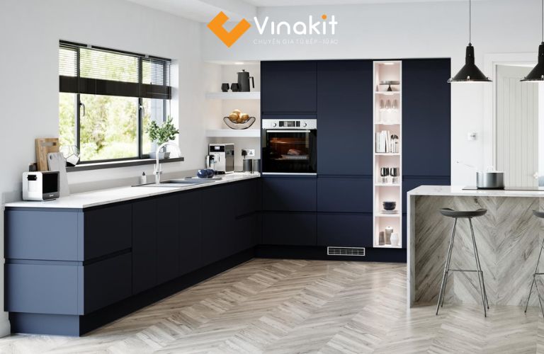 Tủ bếp dưới phối màu sắc nổi bật