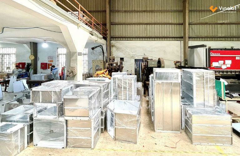 Vinakit tự hào sở hữu nhà máy tủ bếp Inox đầu tiên và duy nhất tại Việt Nam có quy mô lớn