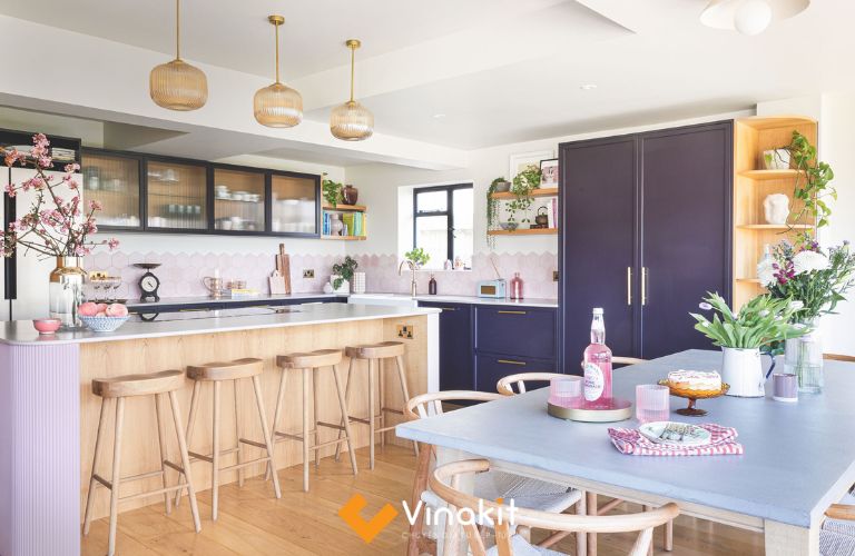 Bếp mở kết hợp với không gian sống