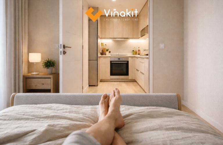 Cửa phòng ngủ đối diện bếp có sao không?