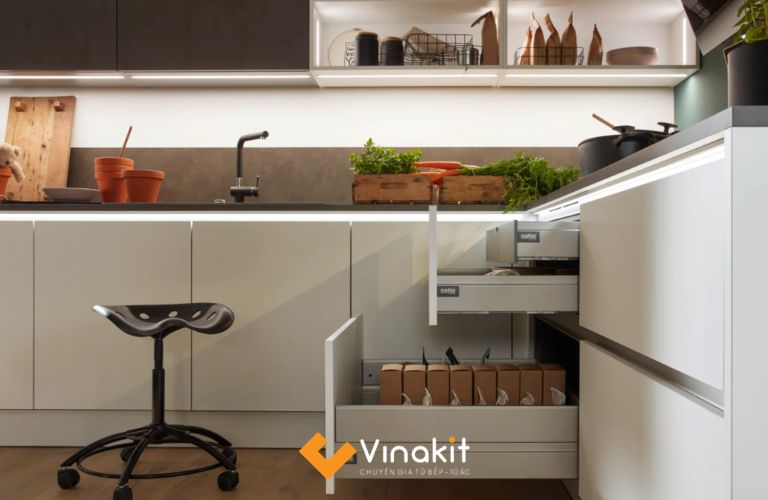 Lựa chọn chất liệu cao cấp, phù hợp môi trường bếp