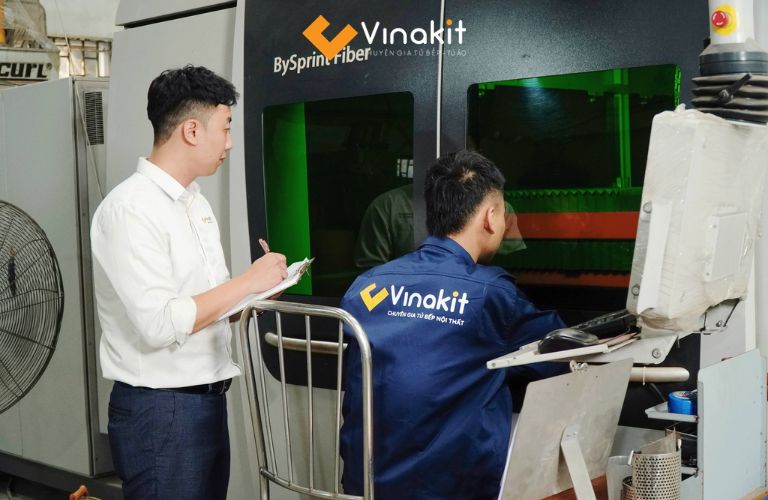 Sản xuất và thi công