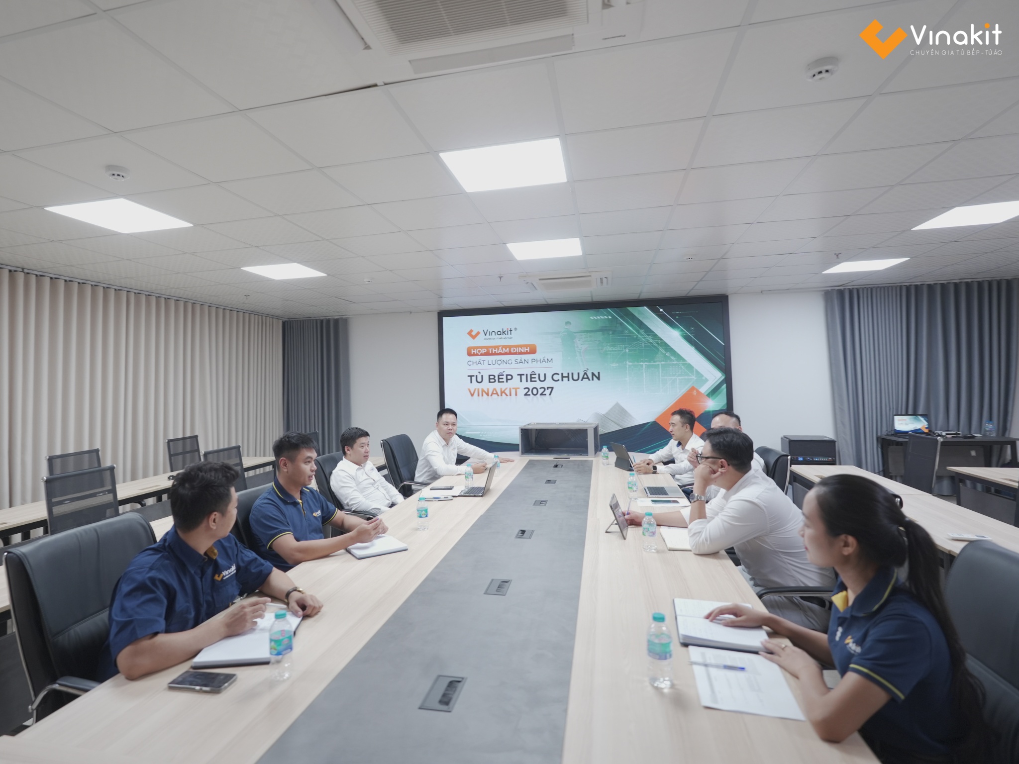 Tủ bếp inox Quốc dân Vinakit
