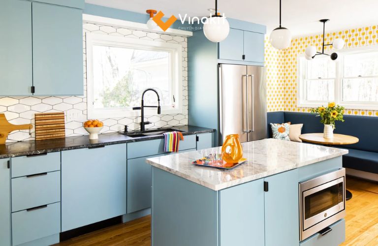 Mẫu tủ bếp xanh lam nhạt đơn giản