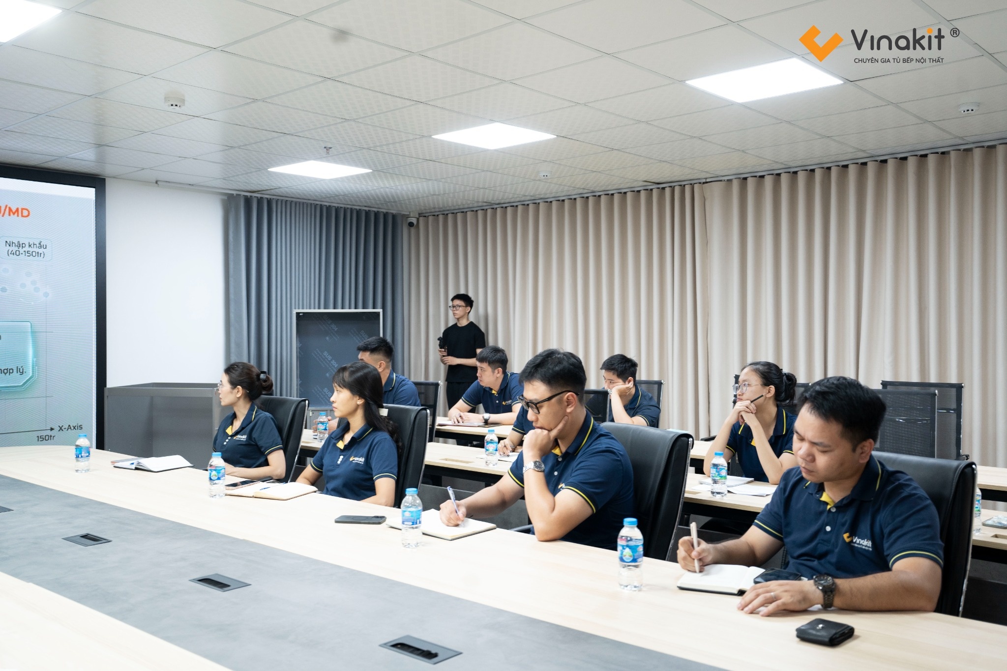 Vinakit tổ chức đào tạo định kỳ cho cán bộ đội ngũ nhân sự