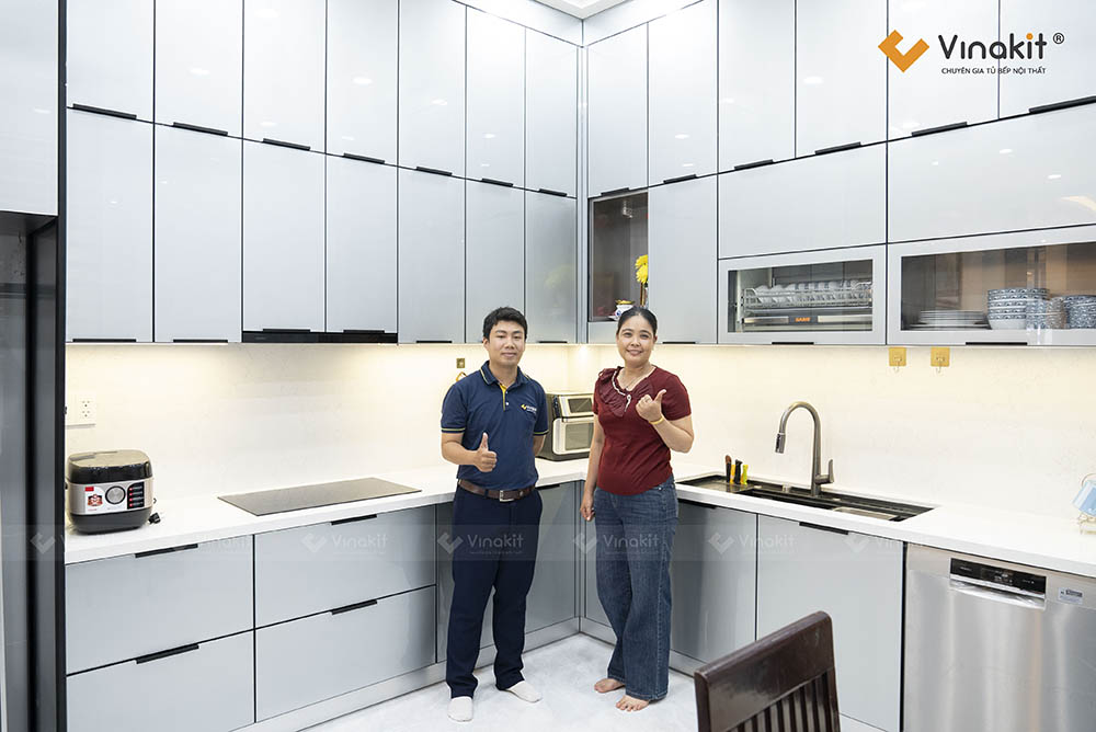 Tủ bếp Inox Cánh kính cường lực – Chị Hạnh, An Phú Đông